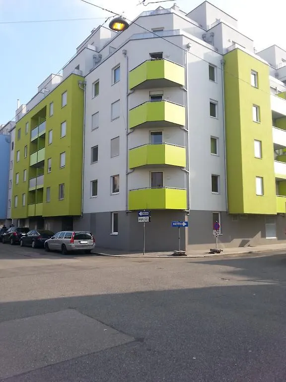 Beautiful Home - Skyline Apartment Vienna