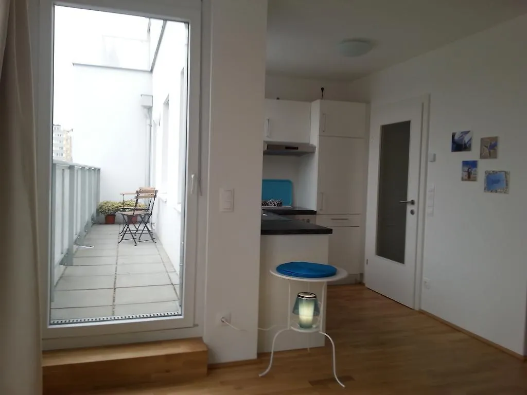 Beautiful Home - Skyline Apartment Vienna
